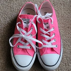 Hot pink converse